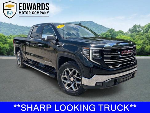 Used 2022 GMC Sierra 1500 SLT w/ SLT Premium Plus Package AWD/4WD image 1