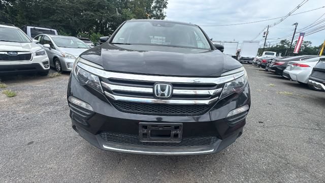 Used 2018 Honda Pilot Elite image 2