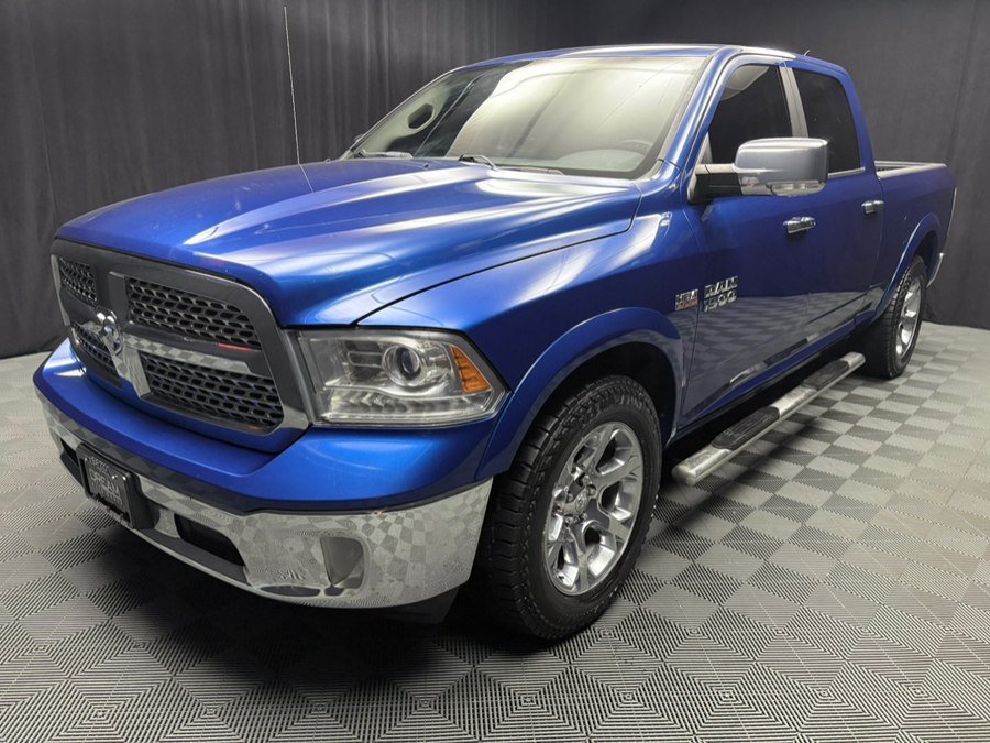 Used 2015 RAM 1500 Laramie w/ Convenience Group AWD/4WD image 2