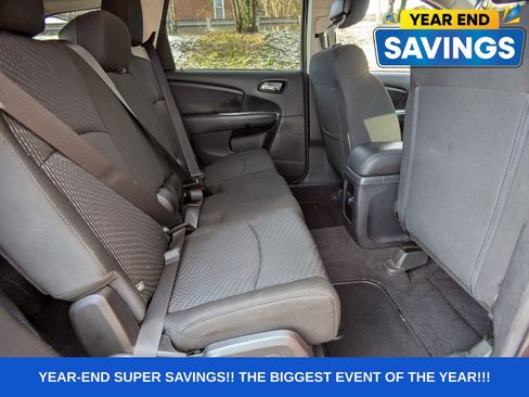 Used 2018 Dodge Journey SE w/ Blacktop Package image 16