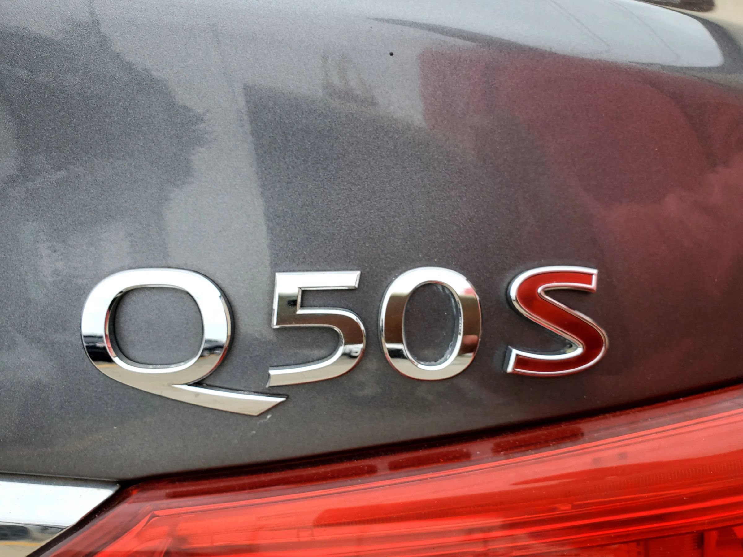 Used 2015 INFINITI Q50 RWD image 13