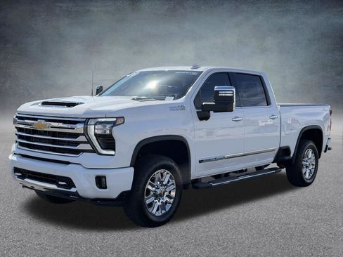 Used 2025 Chevrolet Silverado 2500 High Country w/ High Country Premium Package AWD/4WD image 9