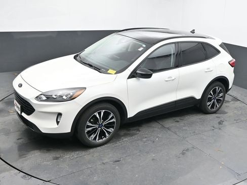 Used 2021 Ford Escape SEL w/ SEL Stealth AWD Package image 28