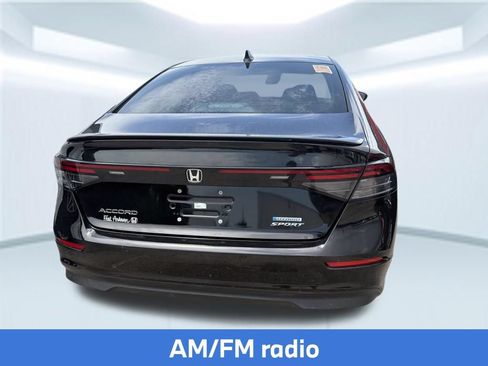 Used 2023 Honda Accord Sport image 9