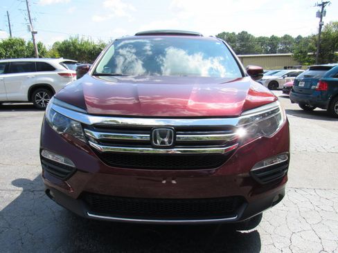 Used 2018 Honda Pilot Touring image 2