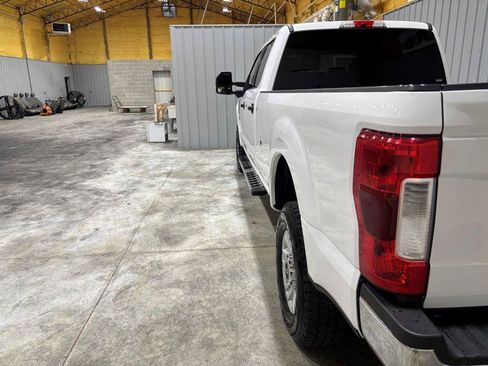 Used 2019 Ford F350 XLT w/ XLT Value Package AWD/4WD image 9