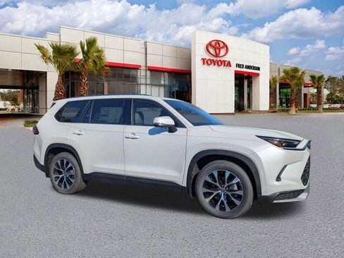 New 2026 Toyota Grand Highlander MAX Limited image 2