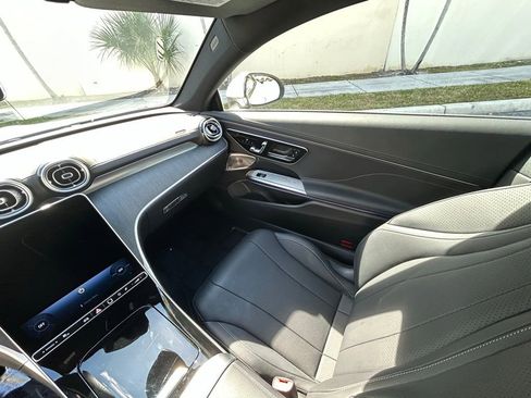 Used 2025 Mercedes-Benz CLE 450 4MATIC Coupe image 11