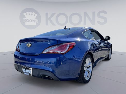 Used 2016 Hyundai Genesis 3.8 image 7