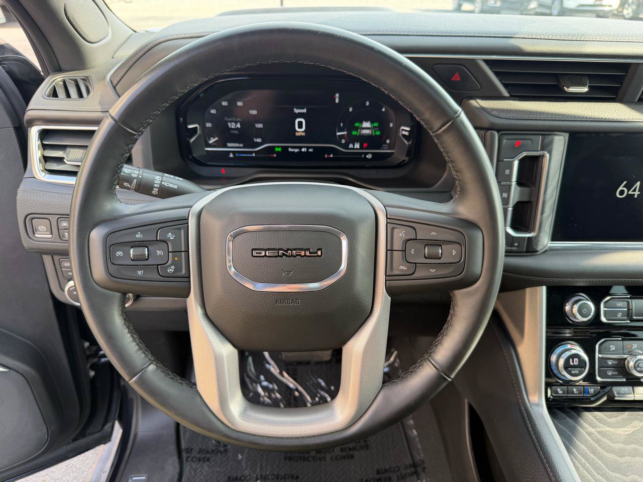 Used 2023 GMC Yukon Denali w/ Max Trailering Package AWD/4WD image 31
