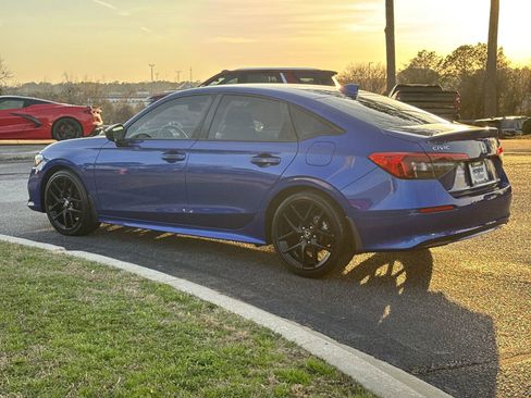 Used 2022 Honda Civic Sport image 8