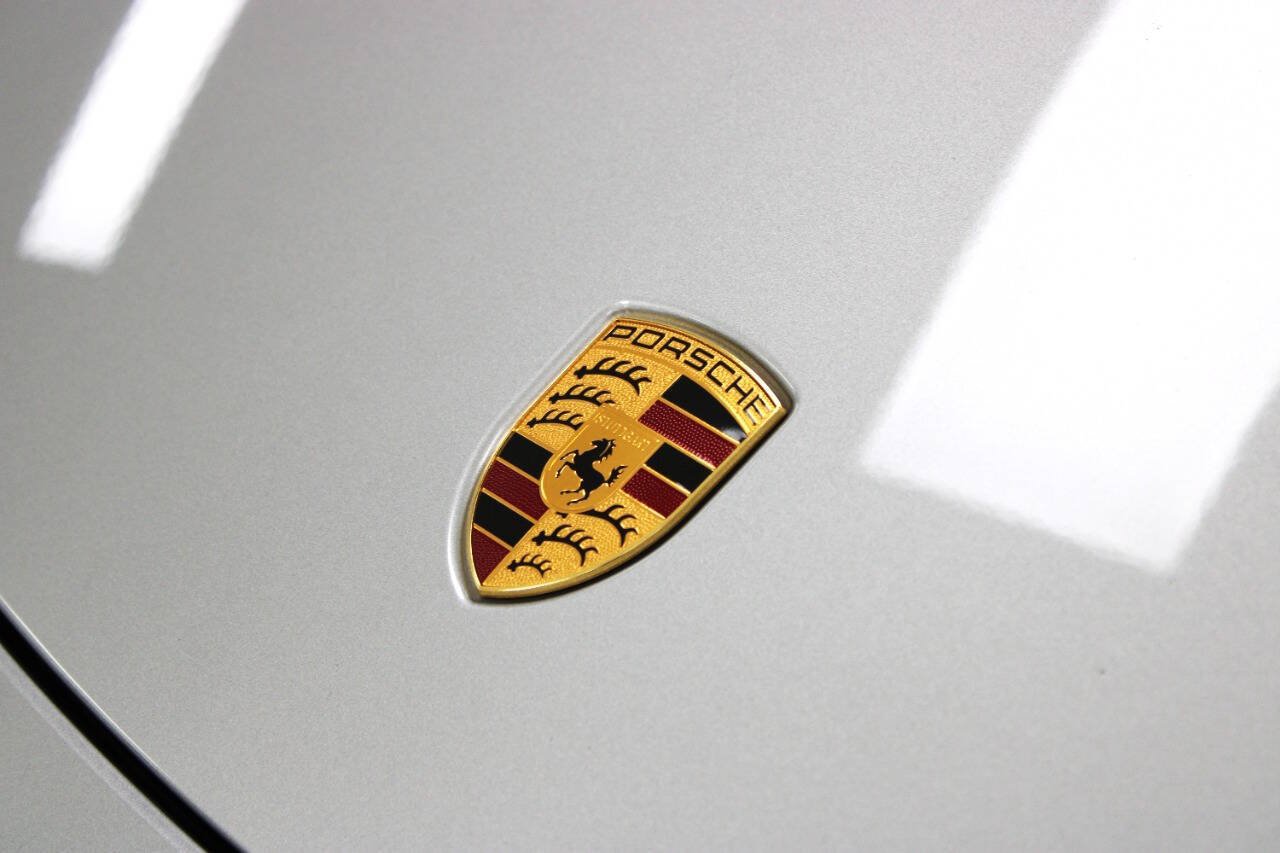 Used 2017 Porsche 911 Carrera image 11