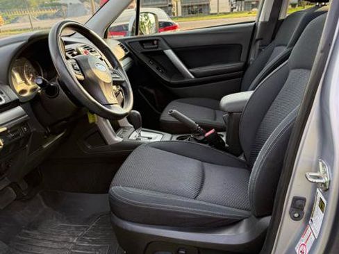 Used 2016 Subaru Forester 2.5i Premium AWD/4WD image 11