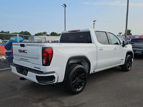Certified 2024 GMC Sierra 1500 Elevation AWD/4WD image 6