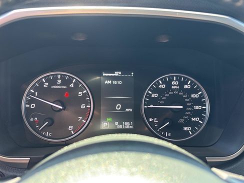 Used 2023 Subaru Ascent Touring AWD/4WD image 3