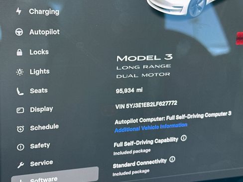 Used 2020 Tesla Model 3 Long Range AWD/4WD image 27