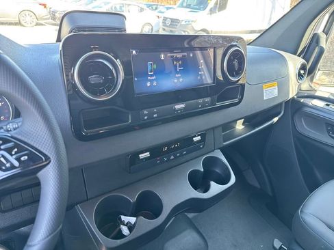 New 2025 Mercedes-Benz Sprinter 3500 image 17