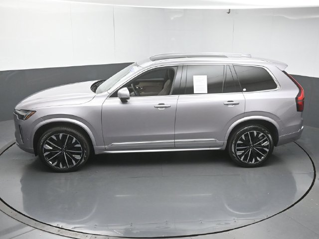 Used 2026 Volvo XC90 B6 Plus w/ Protection Package Premier AWD/4WD image 45