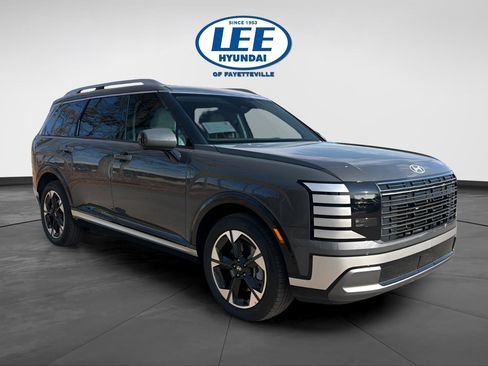 New 2026 Hyundai Palisade Limited image 1