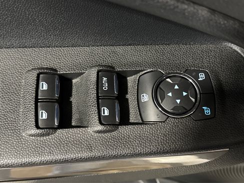 Used 2019 Ford EcoSport SE image 16