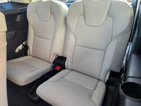 New 2026 Volvo XC90 T8 Ultra w/ Protection Package Premier image 16