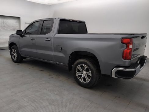 Used 2020 Chevrolet Silverado 1500 LT image 3