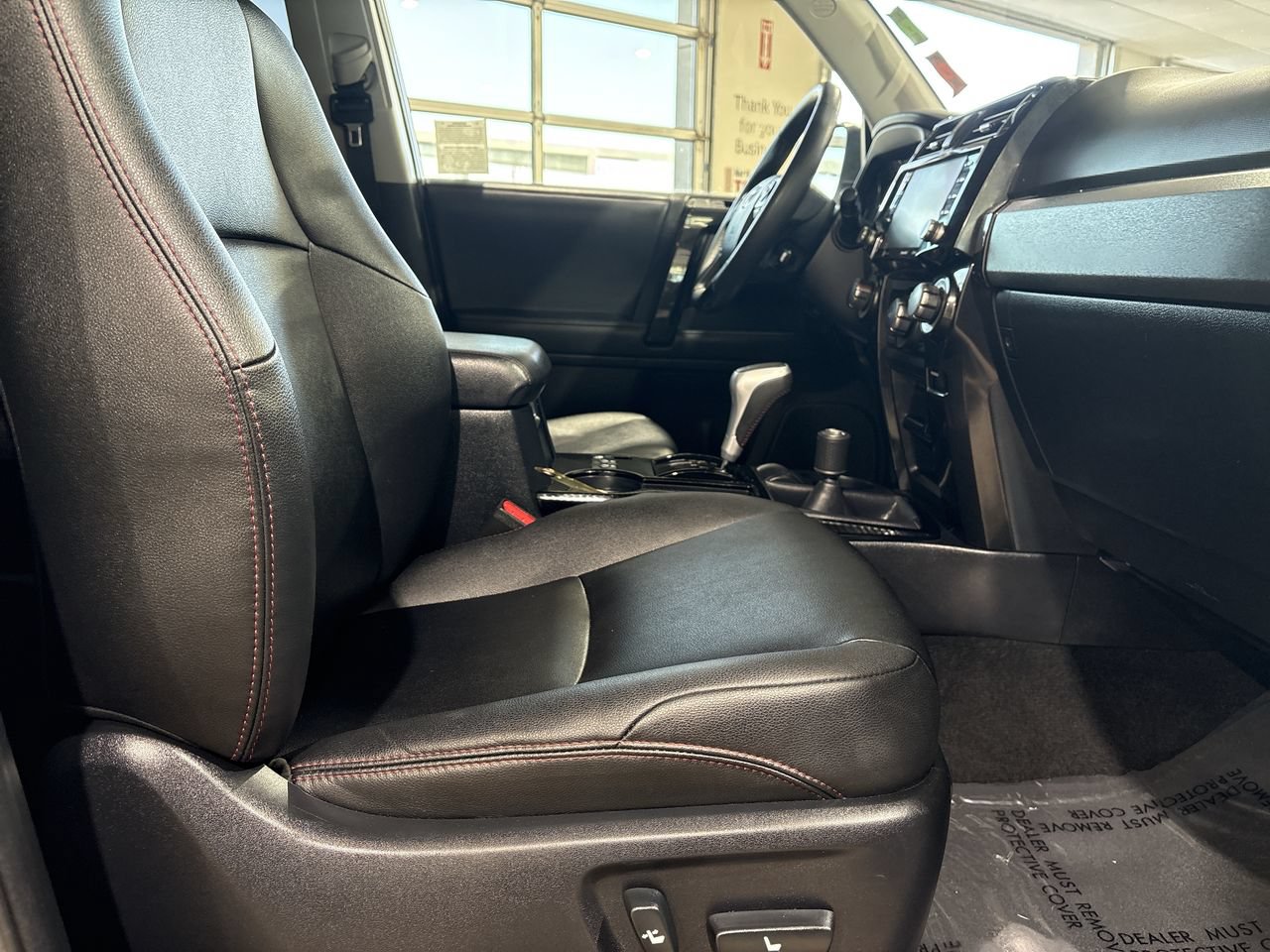 Used 2021 Toyota 4Runner TRD Off-Road Premium AWD/4WD image 25