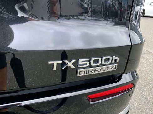 Certified 2025 Lexus TX 500h AWD w/ Technology Package image 10