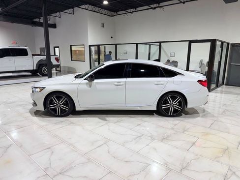 Used 2021 Honda Accord Sport image 5