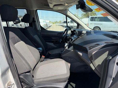 Used 2022 Ford Transit Connect XL FWD image 21