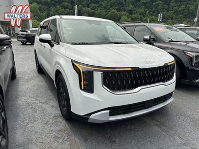 New 2026 Kia Carnival LX