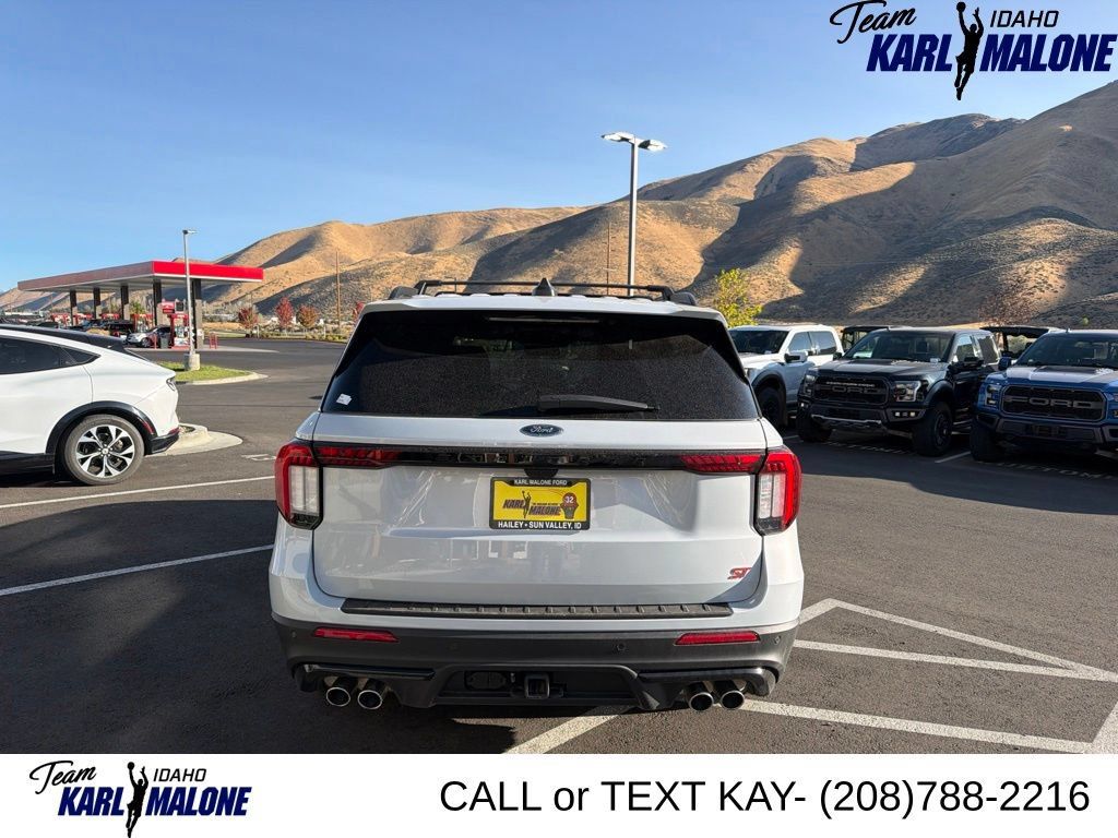 Used 2026 Ford Explorer ST w/ Sun And Sound Package AWD/4WD image 3