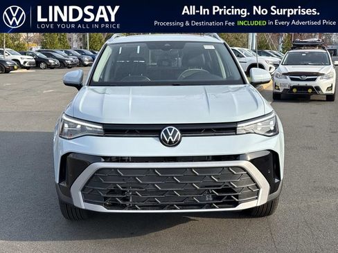 New 2026 Volkswagen Taos SE AWD/4WD image 7