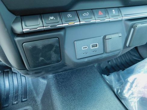 New 2025 Chevrolet Silverado 1500 W/T w/ Trailering Package image 23