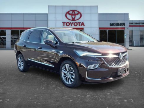 Used 2024 Buick Enclave Avenir w/ LPO, Floor Liner Package image 8