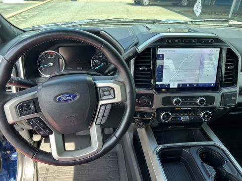 Certified 2022 Ford F250 Lariat w/ Tremor Off-Road Package AWD/4WD image 12