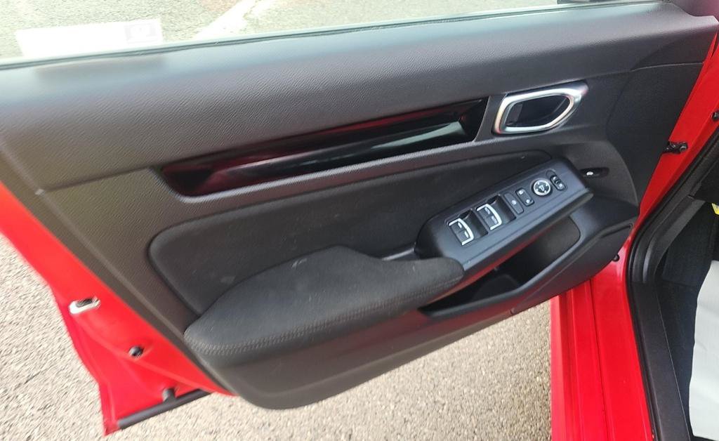 Used 2022 Honda Civic EX image 8