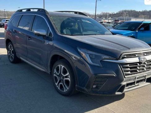 Used 2023 Subaru Ascent Limited w/ Technology Package image 6