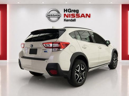 Used 2019 Subaru Crosstrek Hybrid w/ Popular Package #3 AWD/4WD image 2