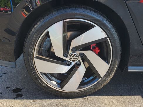 Used 2022 Volkswagen GTI S FWD image 23