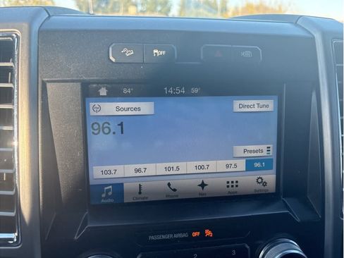 Used 2016 Ford F150 Platinum w/ Equipment Group 701A Luxury image 16