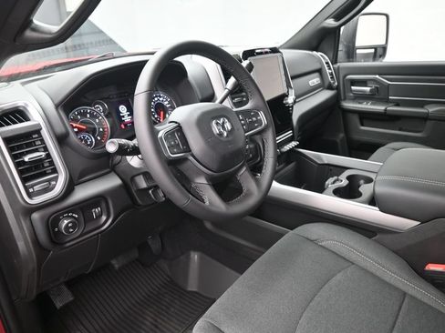 New 2026 RAM 2500 Big Horn AWD/4WD image 18