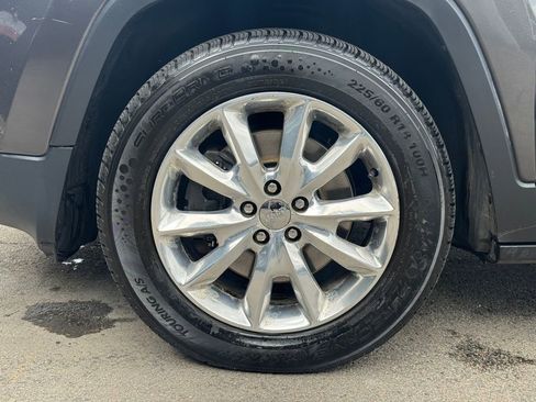 Used 2014 Jeep Cherokee Limited AWD/4WD image 10