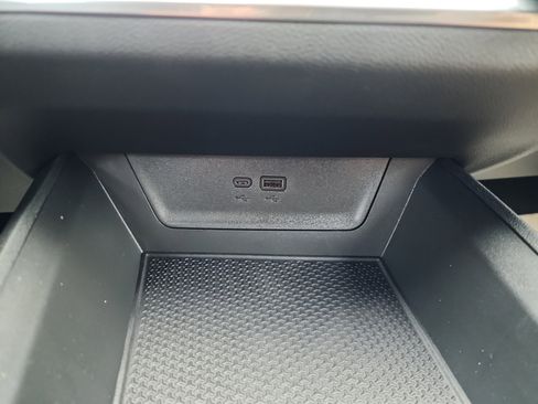 New 2026 Chevrolet Equinox ACTIV w/ Convenience Package III image 16