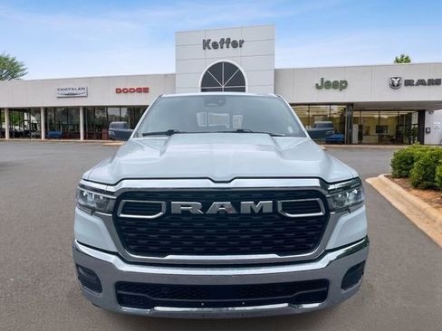 Certified 2025 RAM 1500 Big Horn AWD/4WD image 3