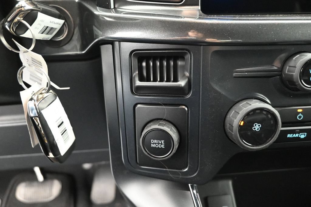 New 2026 Ford F150 STX w/ Equipment Group 200A RWD image 16