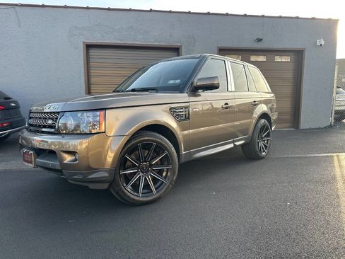 Used 2013 Land Rover Range Rover Sport HSE LUX image 3