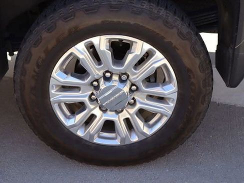 Used 2020 GMC Sierra 2500 Denali w/ Denali Ultimate Package AWD/4WD image 31