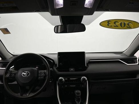 Used 2023 Toyota RAV4 XLE AWD/4WD image 19