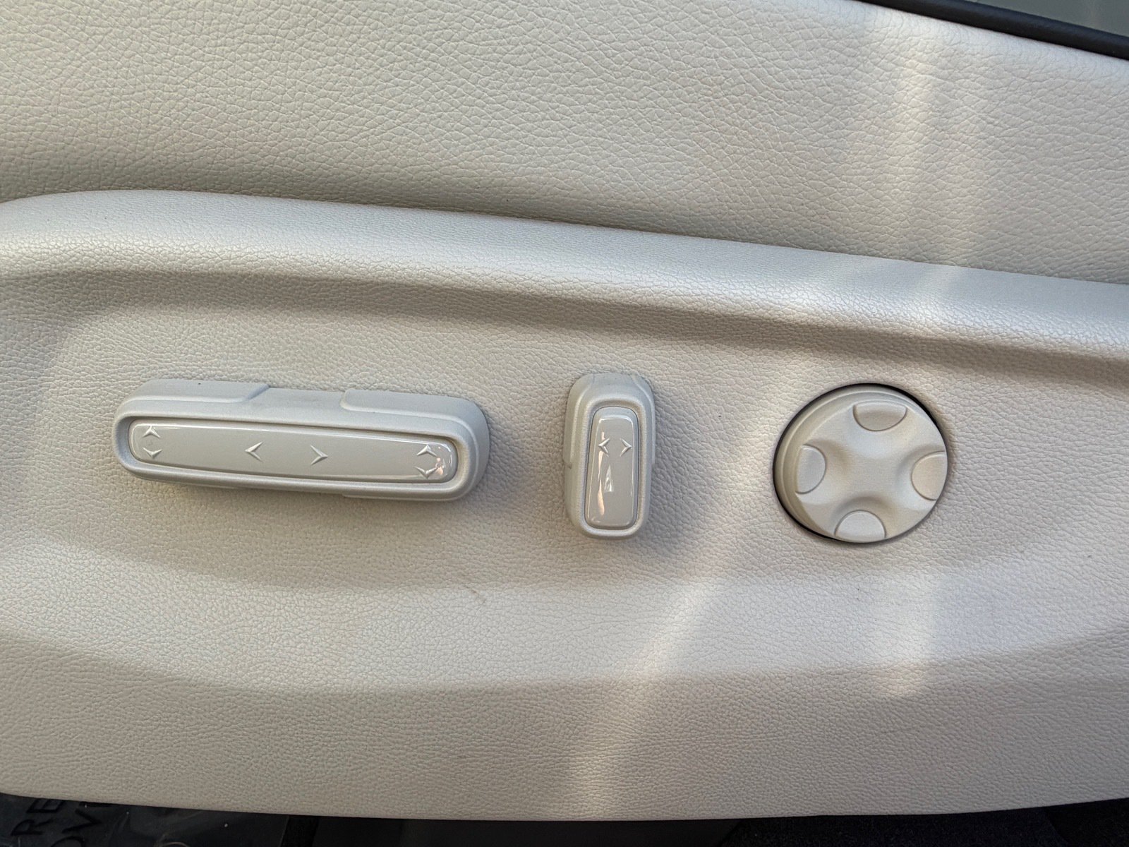 New 2027 Honda Odyssey Touring image 14